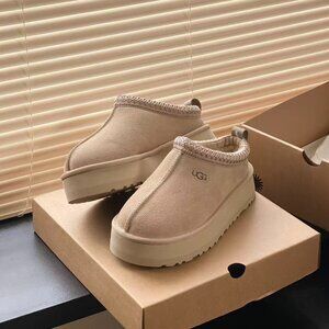 UGG Tazz Platform Slippers Chestnut